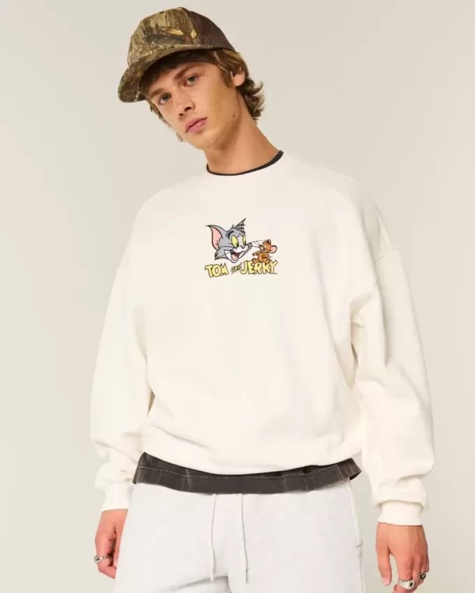 Baggy Cinch Tom and Jerry Graphic Crew Sweatshirt Baggy Cinch Tom and Jerry Graphic Crew Sweatshirt
