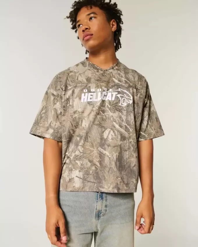 Baggy Heavyweight Crop Dodge Graphic Camo Tee Baggy Heavyweight Crop Dodge Graphic Camo Tee