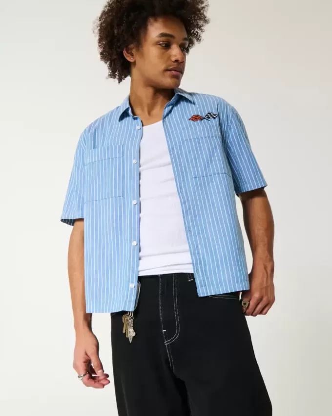 Boxy Short-Sleeve Chevrolet Corvette Graphic Shirt Boxy Short-Sleeve Chevrolet Corvette Graphic Shirt