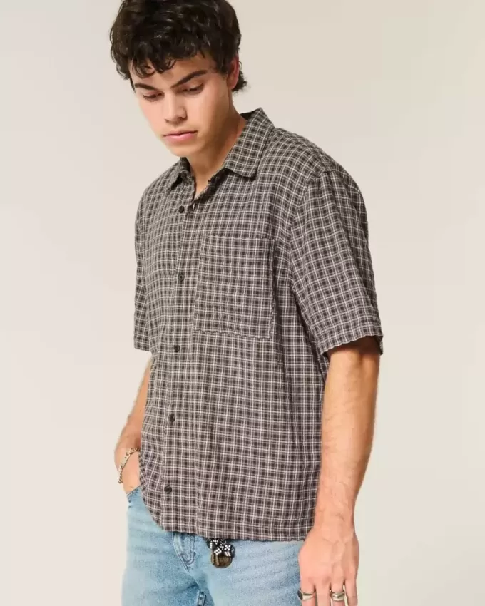 Boxy Short-Sleeve Pocket Shirt Boxy Short-Sleeve Pocket Shirt