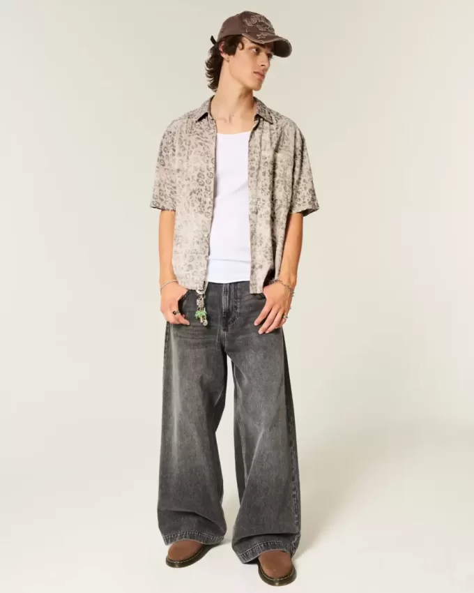 Boxy Short-Sleeve Pocket Shirt Boxy Short-Sleeve Pocket Shirt