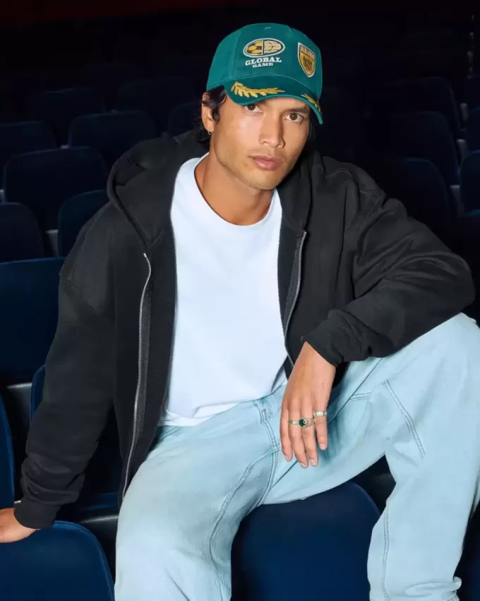 Boxy Zip-Up Hoodie Boxy Zip-Up Hoodie