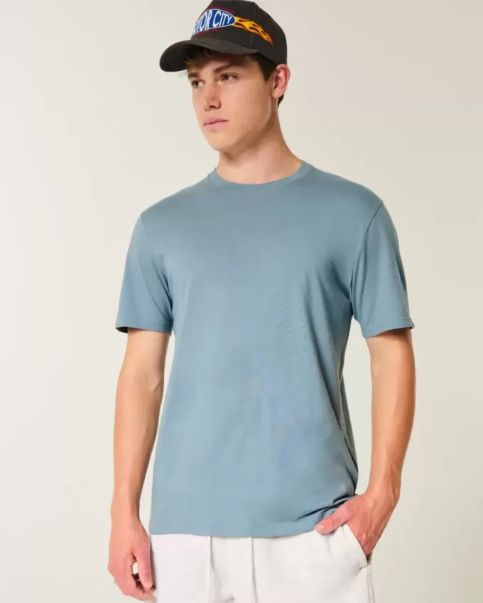 Classic Fit Crew T-Shirt Classic Fit Crew T-Shirt