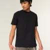 Classic Fit T-Shirt Classic Fit T-Shirt