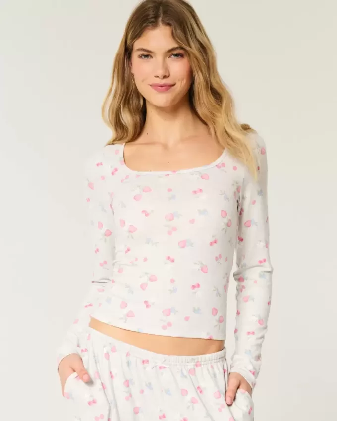 Cozy Berry Pattern Pajama Top Cozy Berry Pattern Pajama Top