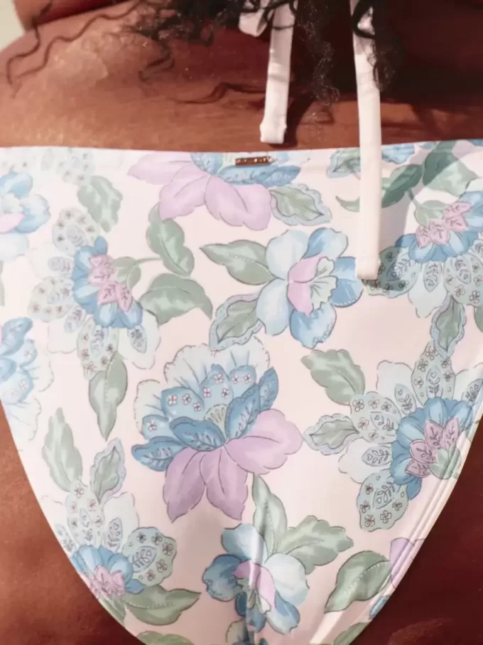 Crochet-Style Mixed High-Leg Cheeky Bikini Bottom Crochet-Style Mixed High-Leg Cheeky Bikini Bottom