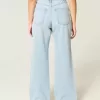 Curvy High-Rise Light Wash Baggy Jeans