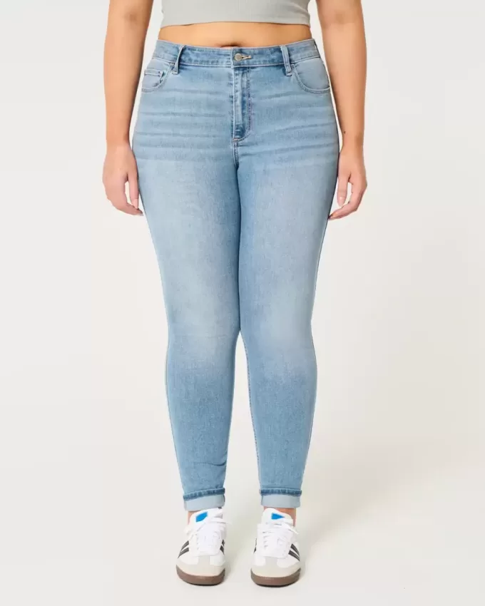 Curvy High-Rise Medium Wash Super Skinny Jeans