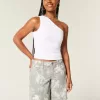 Curvy Low-Rise Camo Baggy Jort