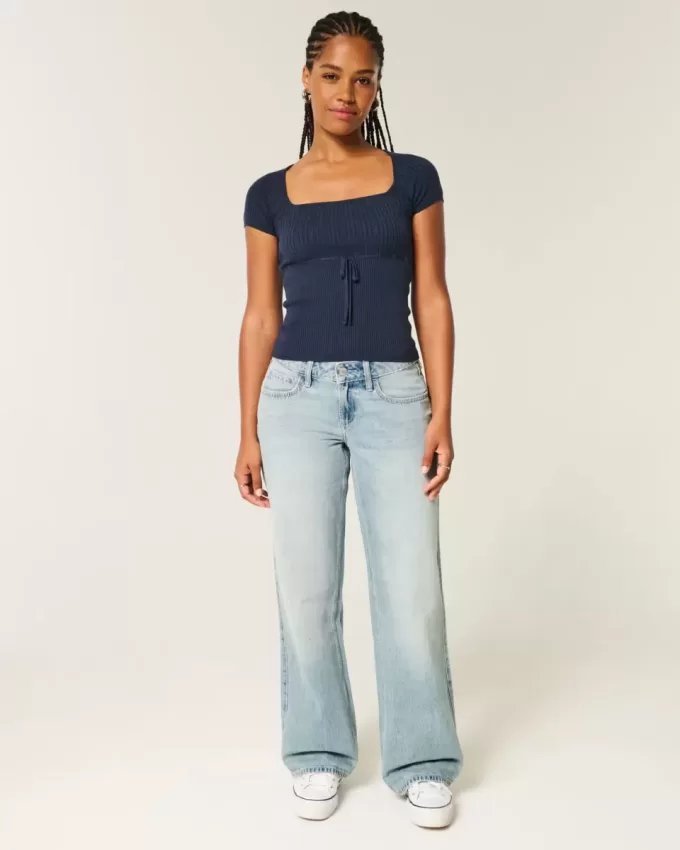 Curvy Low-Rise Light Wash Baggy Jeans Curvy Low-Rise Light Wash Baggy Jeans