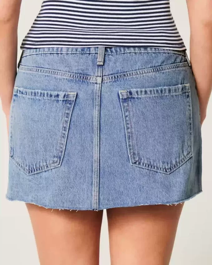 Curvy Low-Rise Medium Wash Denim Mini Skort Curvy Low-Rise Medium Wash Denim Mini Skort