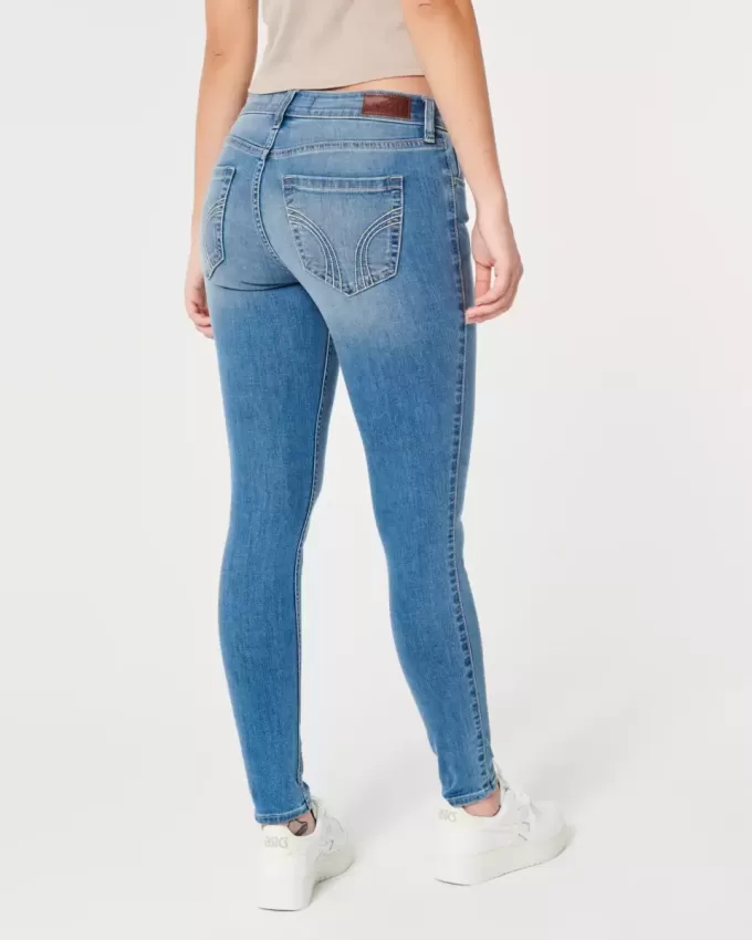 Curvy Low-Rise Medium Wash Super Skinny Jeans Curvy Low-Rise Medium Wash Super Skinny Jeans