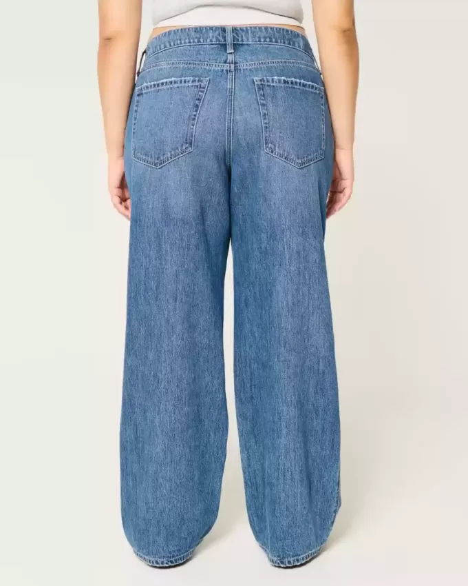Curvy Mid-Rise Medium Wash Baggy Jeans Curvy Mid-Rise Medium Wash Baggy Jeans