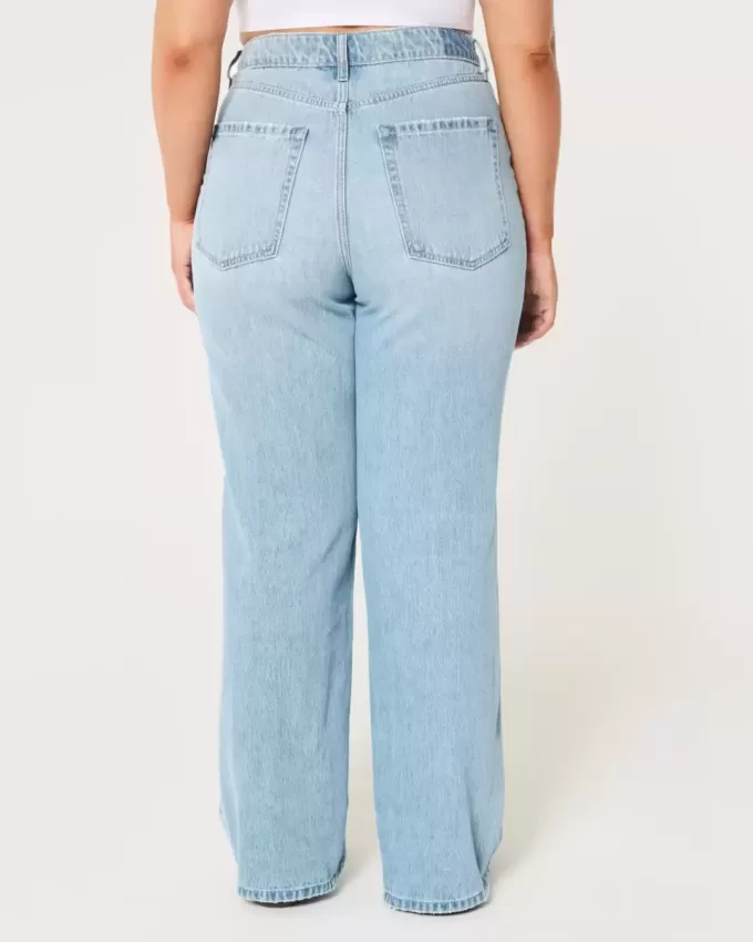 Curvy Ultra High-Rise Medium Wash Baggy Jeans Curvy Ultra High-Rise Medium Wash Baggy Jeans