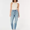 Curvy Ultra High-Rise Medium Wash Mom Jeans Curvy Ultra High-Rise Medium Wash Mom Jeans