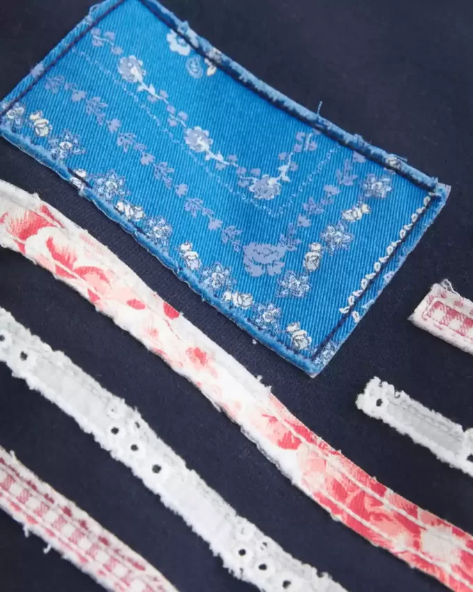 Easy American Flag Graphic Crew Sweatshirt