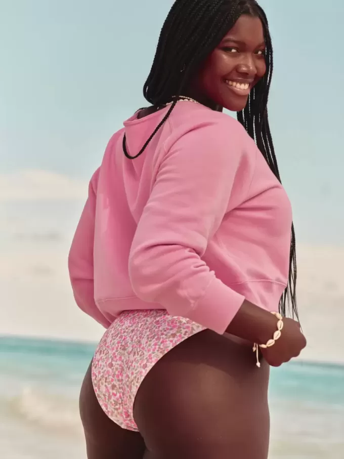 Easy Off-the-Shoulder California Graphic Crew Sweatshirt