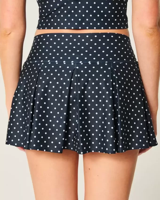 Gilly Hicks Active Drop-Waist Pleated Skortie Gilly Hicks Active Drop-Waist Pleated Skortie