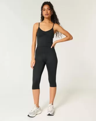 Gilly Hicks Active Recharge Capri Pants