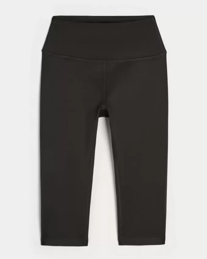 Gilly Hicks Active Recharge Capri Pants