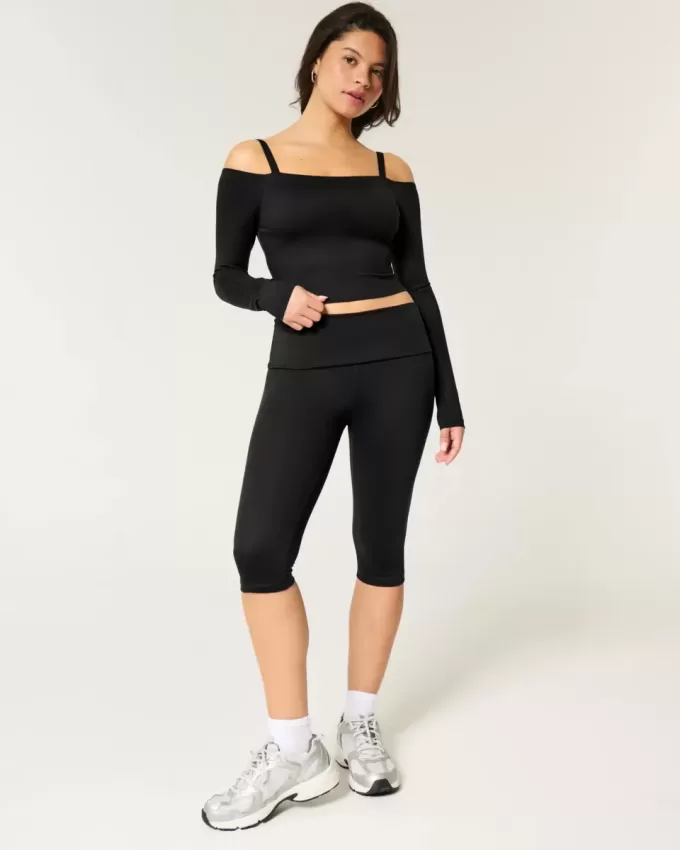 Gilly Hicks Active Recharge Foldover Waist Capri Pants Gilly Hicks Active Recharge Foldover Waist Capri Pants