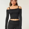 Gilly Hicks Active Recharge Off-the-Shoulder Top Gilly Hicks Active Recharge Off-the-Shoulder Top