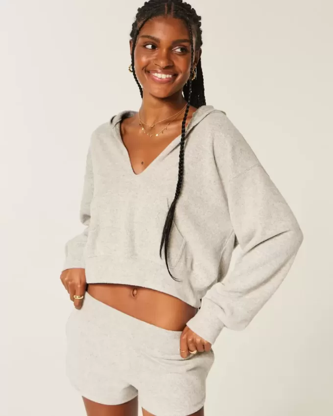 Gilly Hicks Knit V-Neck Hoodie Gilly Hicks Knit V-Neck Hoodie
