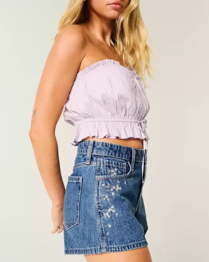 High-Rise Medium Wash Floral Embroidered A-Line Denim Shorts High-Rise Medium Wash Floral Embroidered A-Line Denim Shorts
