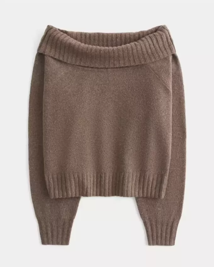 Hollister Comfy Cloud Foldover Off-the-Shoulder Sweater Hollister Comfy Cloud Foldover Off-the-Shoulder Sweater