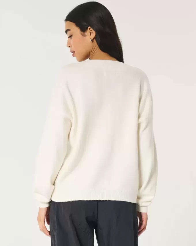 Hollister Comfy Cloud Oversized V-Neck Sweater Hollister Comfy Cloud Oversized V-Neck Sweater