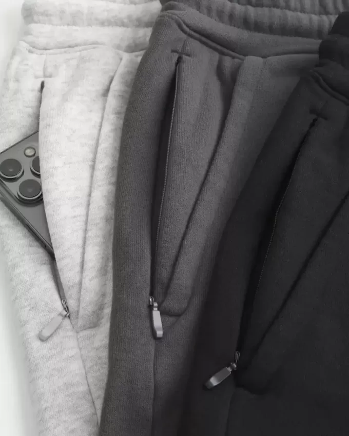 Hollister Feel Good Fleece Mid-Thigh Logo Shorts 3-Pack Hollister Feel Good Fleece Mid-Thigh Logo Shorts 3-Pack