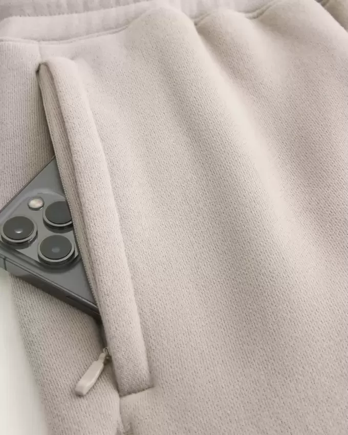 Hollister Feel Good Fleece Mid-Thigh Loose Shorts