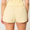 Hollister Livvy Low-Rise Linen-Blend Shorts Hollister Livvy Low-Rise Linen-Blend Shorts