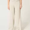 Hollister Livvy Low-Rise Wide-Leg Pants Hollister Livvy Low-Rise Wide-Leg Pants