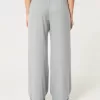 Hollister Livvy Low-Rise Wide-Leg Pants