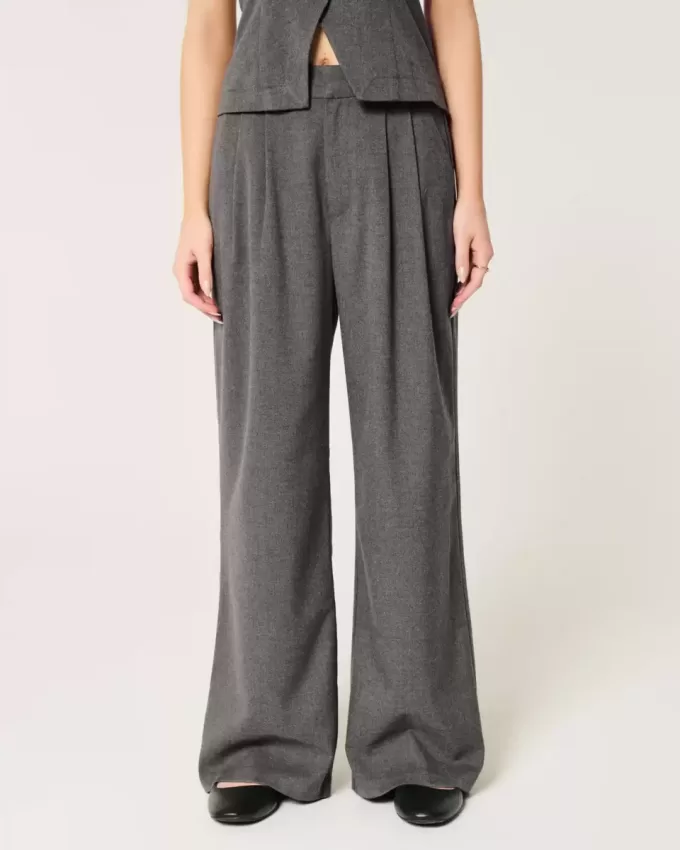 Hollister Livvy Ultra High-Rise Wide-Leg Pants