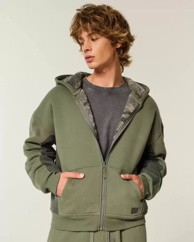 Hollister x Crocs Sherpa-Lined Zip-Up Hoodie Hollister x Crocs Sherpa-Lined Zip-Up Hoodie