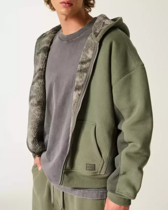 Hollister x Crocs Sherpa-Lined Zip-Up Hoodie Hollister x Crocs Sherpa-Lined Zip-Up Hoodie