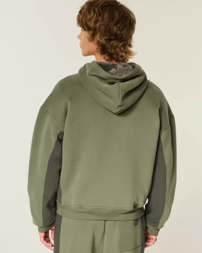 Hollister x Crocs Sherpa-Lined Zip-Up Hoodie Hollister x Crocs Sherpa-Lined Zip-Up Hoodie