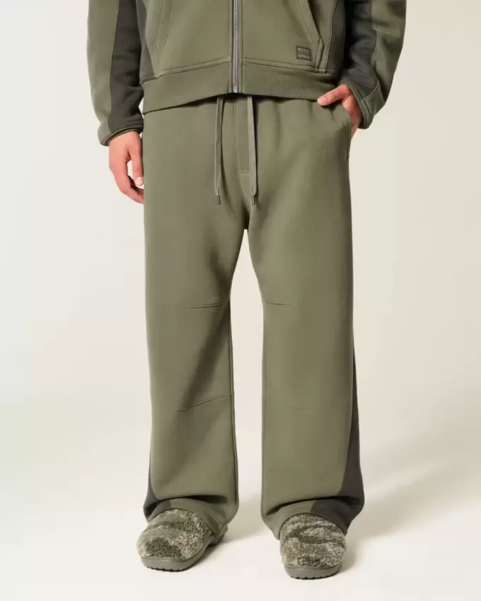 Hollister x Crocs Super Baggy Sweatpants Hollister x Crocs Super Baggy Sweatpants