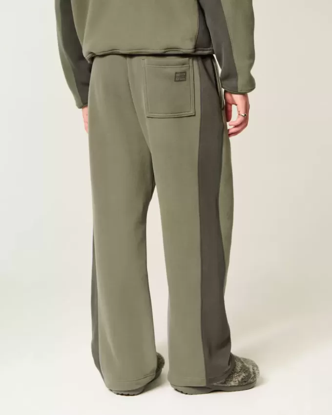 Hollister x Crocs Super Baggy Sweatpants Hollister x Crocs Super Baggy Sweatpants