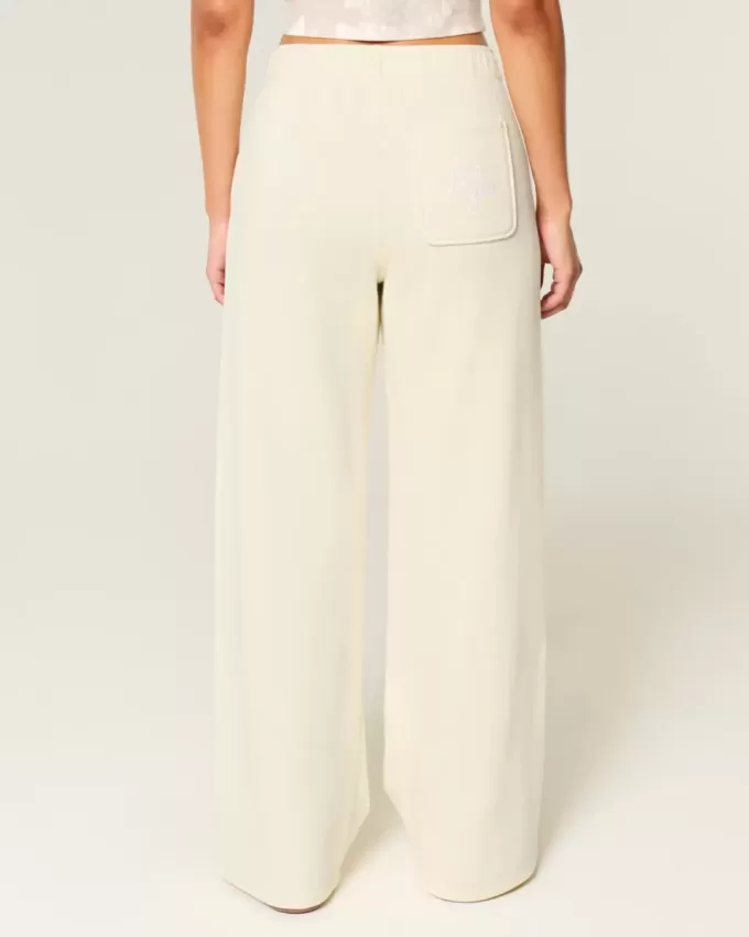 Love You Graphic Wide-Leg Sweatpants