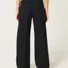 Low-Rise Black Baggy Jeans