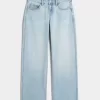 Low-Rise Light Wash Baggy Jeans