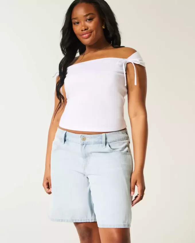 Low-Rise Light Wash Bow Graphic Baggy Jort Low-Rise Light Wash Bow Graphic Baggy Jort