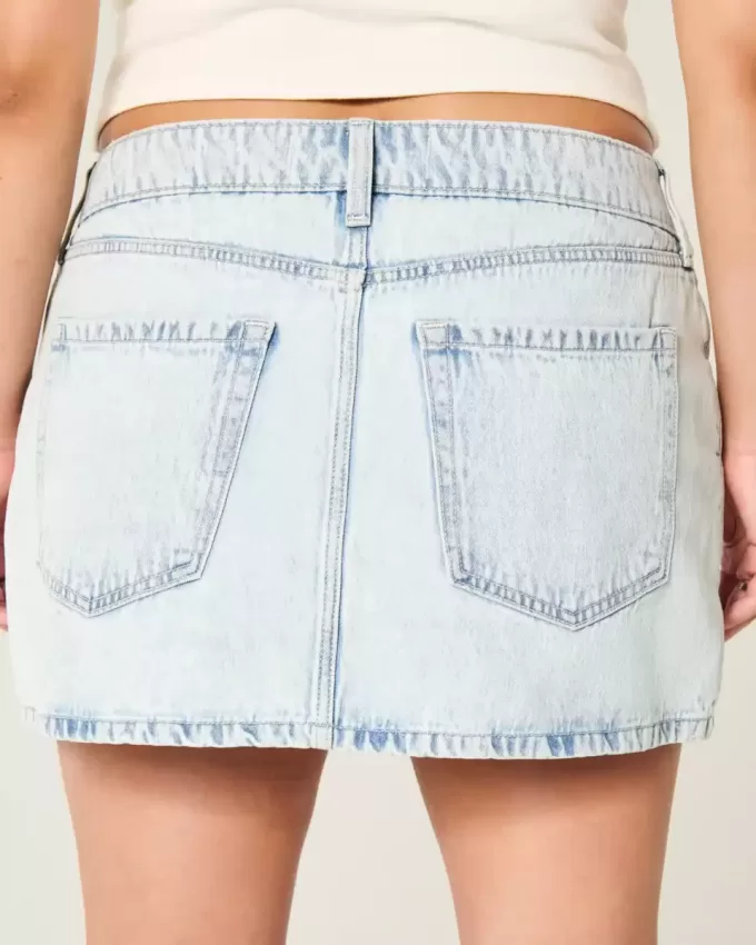 Low-Rise Light Wash Denim Mini Skort Low-Rise Light Wash Denim Mini Skort