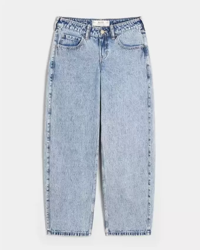 Low-Rise Light Wash Tapered Baggy Jeans