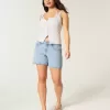 Low-Rise Medium Wash Baggy Denim Shorts 5″ Low-Rise Medium Wash Baggy Denim Shorts 5″