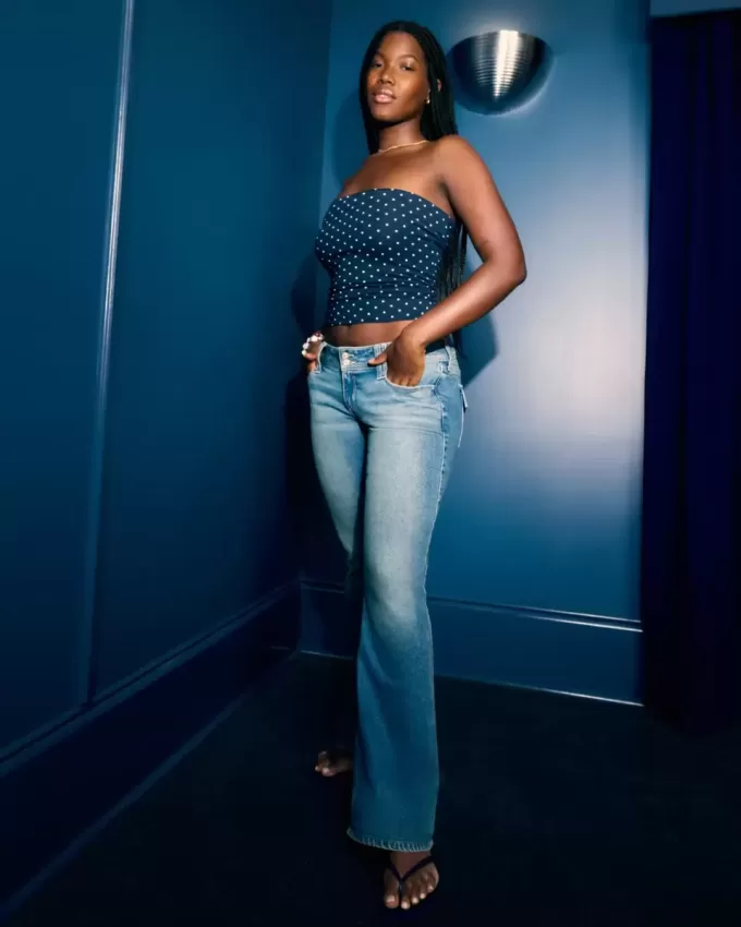 Low-Rise Medium Wash Embroidered Florals Bootcut Jeans Low-Rise Medium Wash Embroidered Florals Bootcut Jeans