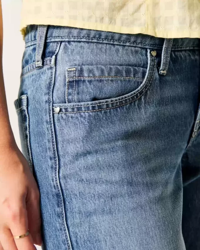 Low-Rise Medium Wash Studded Hearts Baggy Jeans Low-Rise Medium Wash Studded Hearts Baggy Jeans